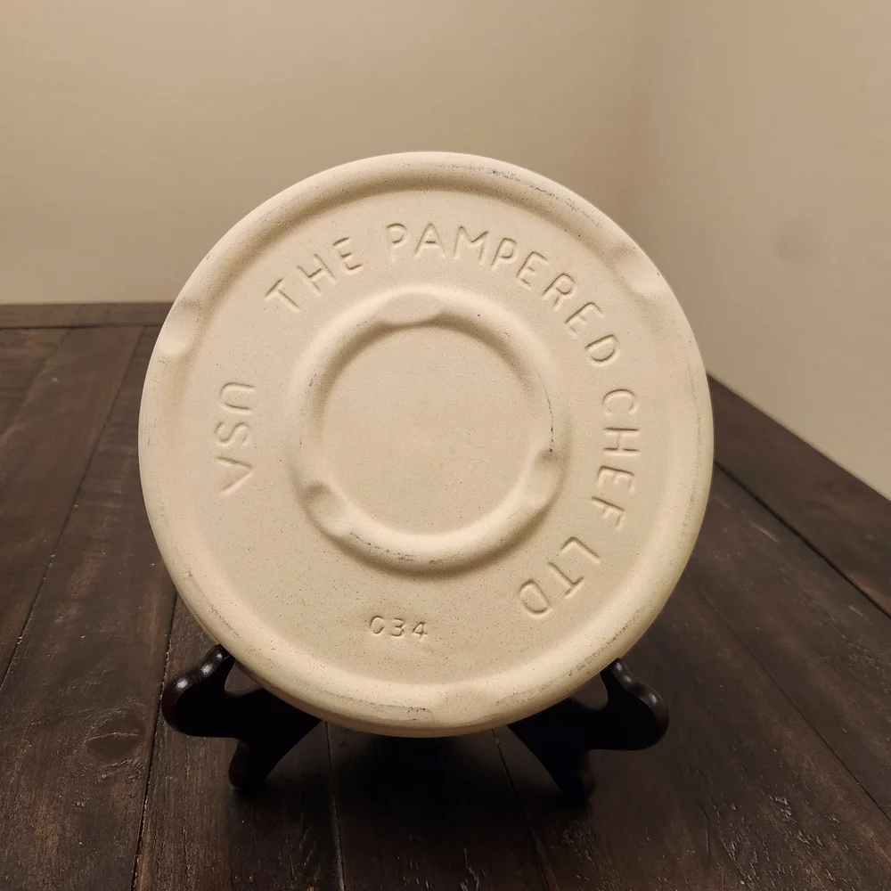 Pampered Chef Family Heritage Stoneware 8